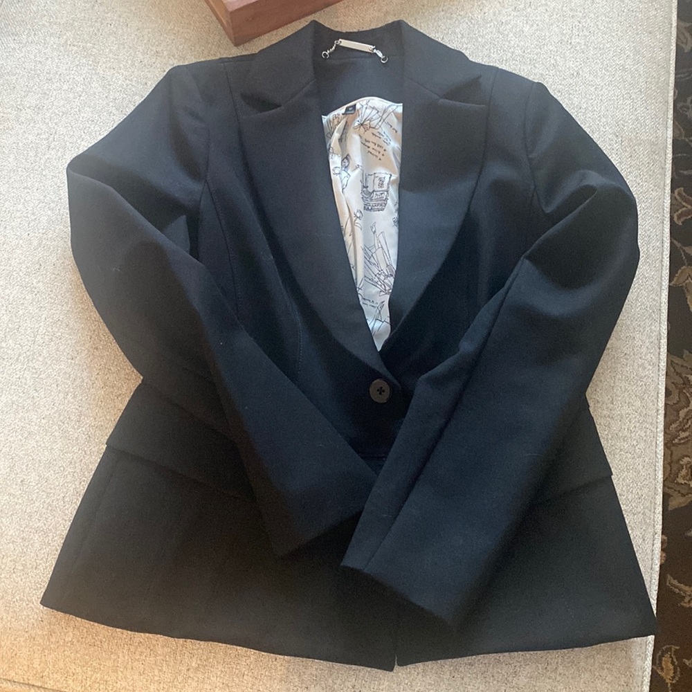 White House Black Market Signature Blazer- 10